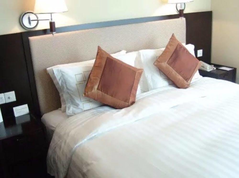 Hotel Starway Haode Wanyuan Lujiazui 4*